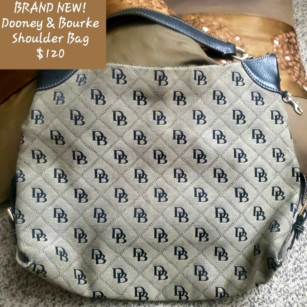 Dooney & Bourke Shoulder Bag